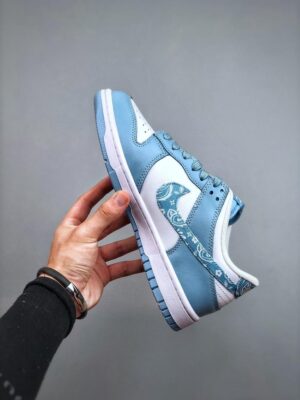 RÉPLICA NIKE DUNK LOW 'BLUE PAISLEY' - Imagen 2