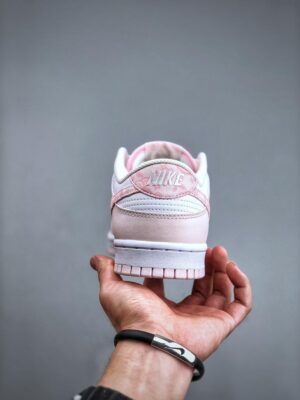 RÉPLICA NIKE DUNK LOW 'PINK PAISLEY' - Imagen 4