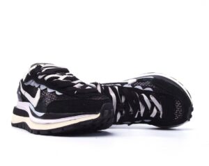  NIKE VAPORWAFFLE SACAI BLACK WHITE - Imagen 3