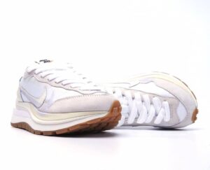  NIKE  VAPORWAFFLE SACAI SAIL GUM - Imagen 4