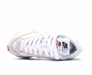  NIKE  VAPORWAFFLE SACAI SAIL GUM - Imagen 2