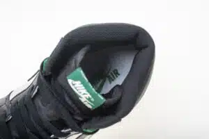  AIR JORDAN 1 RETRO HIGH OG 'PINE GREEN' - Imagen 4