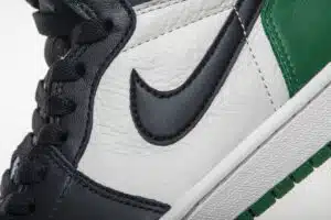  AIR JORDAN 1 RETRO HIGH OG 'PINE GREEN' - Imagen 5